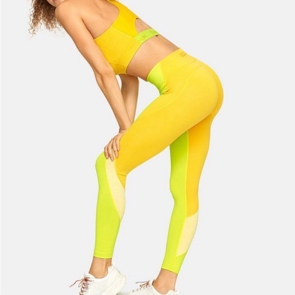 Outdoor Voices Tech Sweat Zoom Leggings
KeyLime / Sunshine / Lemongrass M - Picture 1 of 6